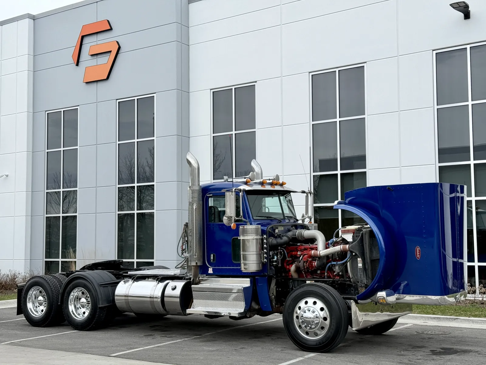 2022 Peterbilt 389 - image 9