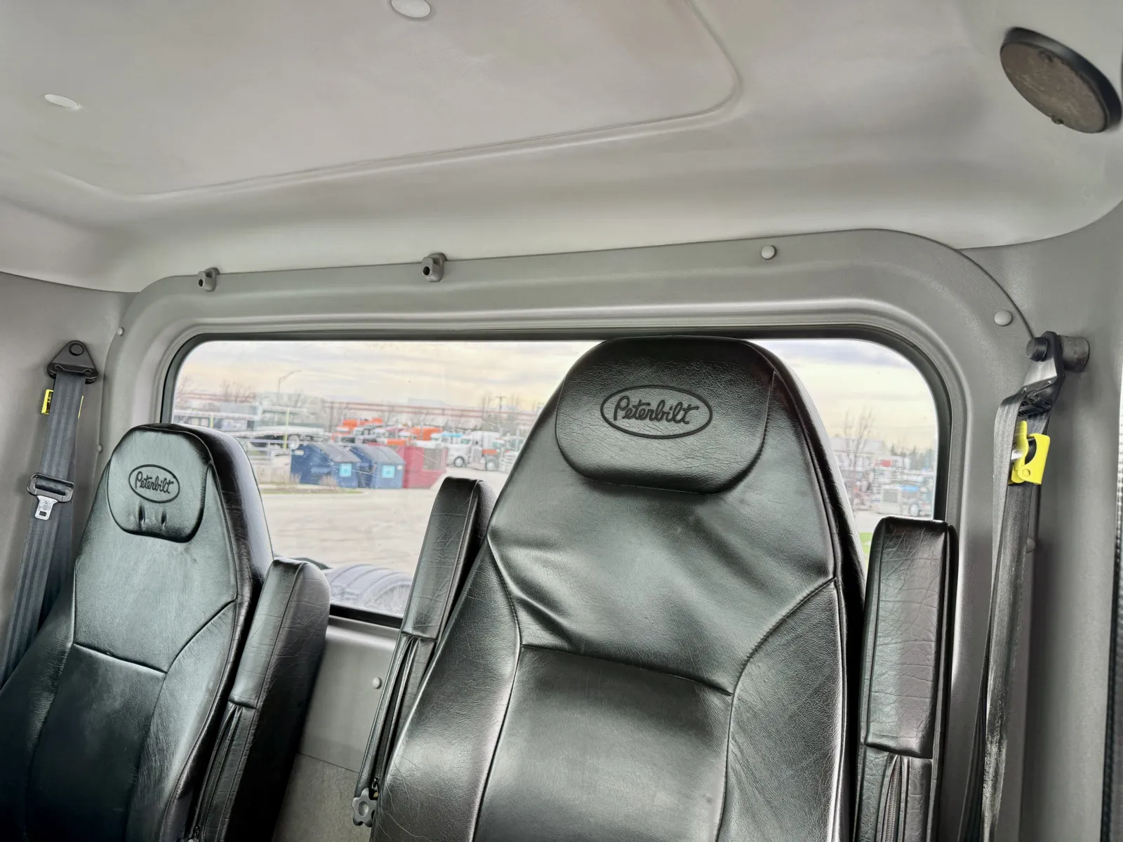 2022 Peterbilt 389 - image 20