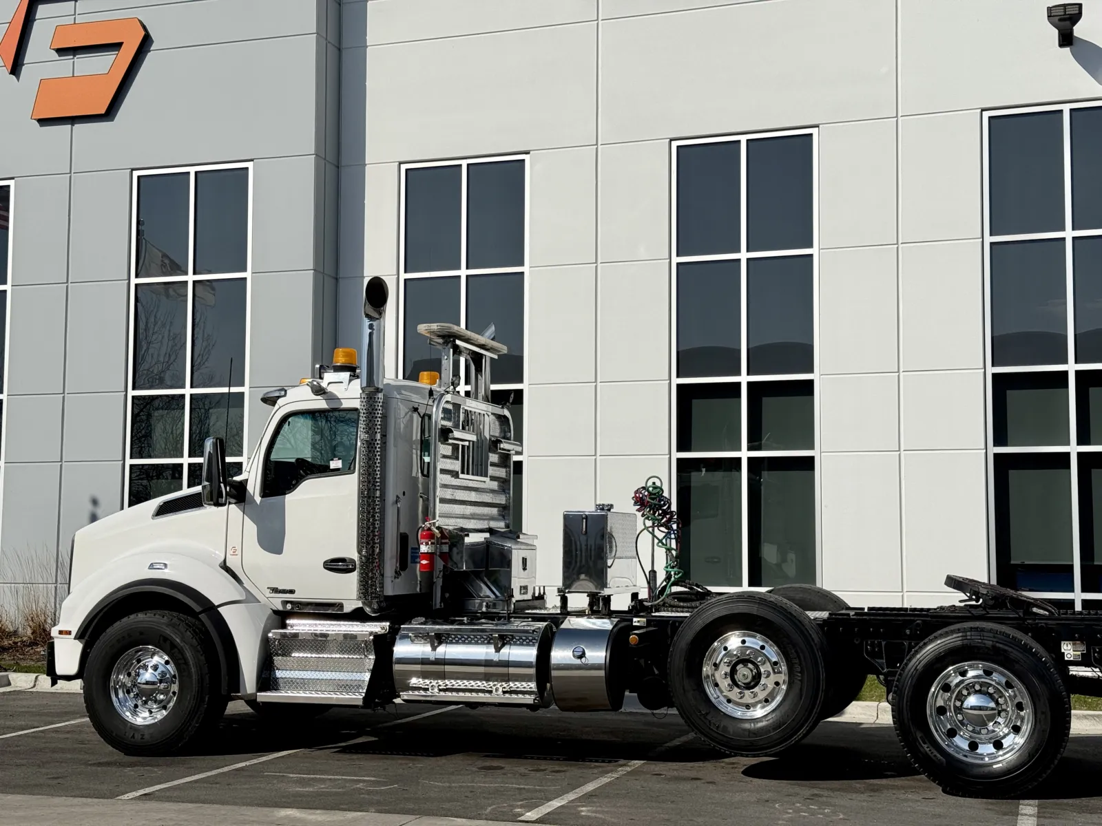 2019 Kenworth T880 - image 8