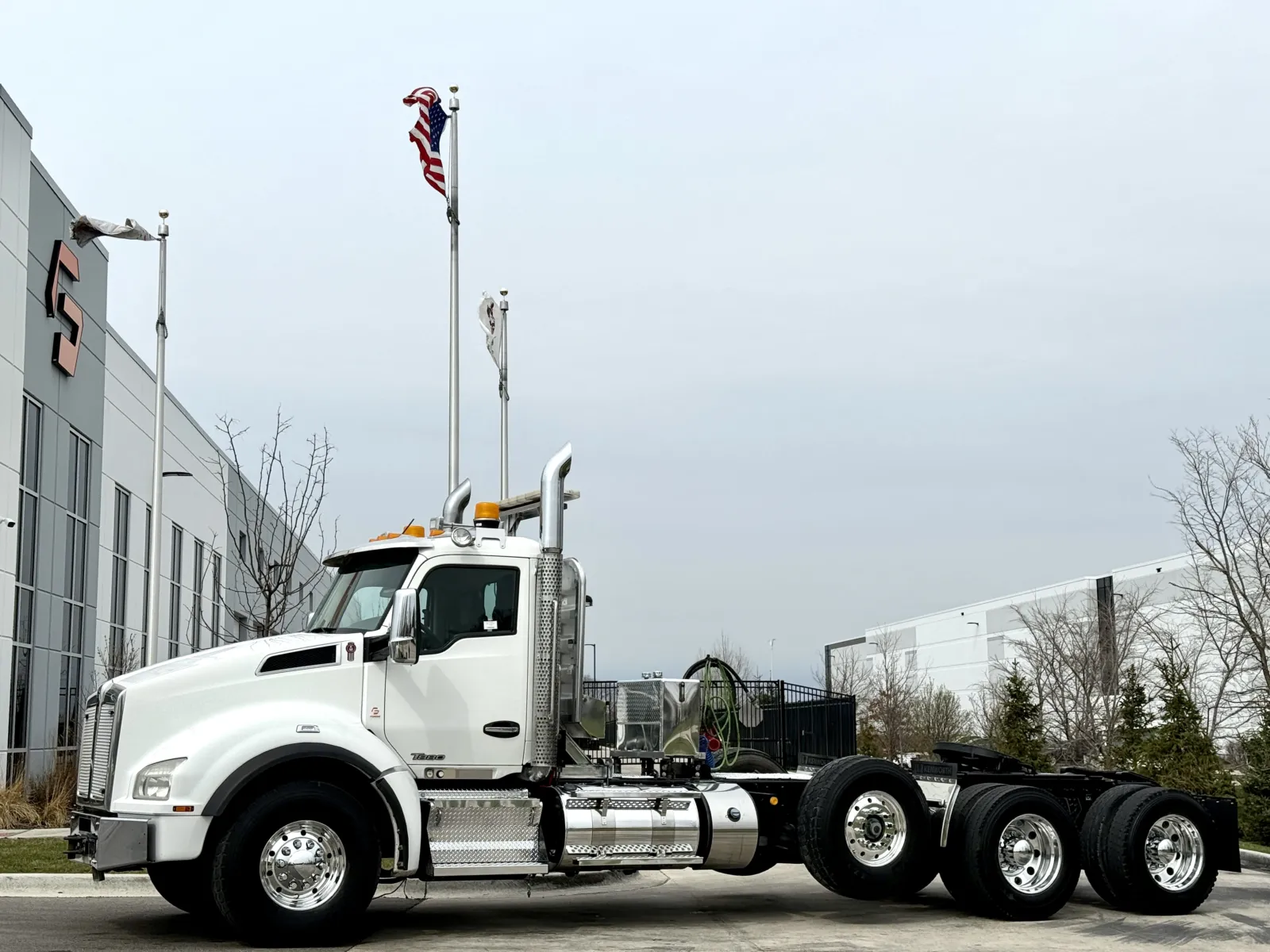2019 KENWORTH T880 for sale in New Lenox, IL