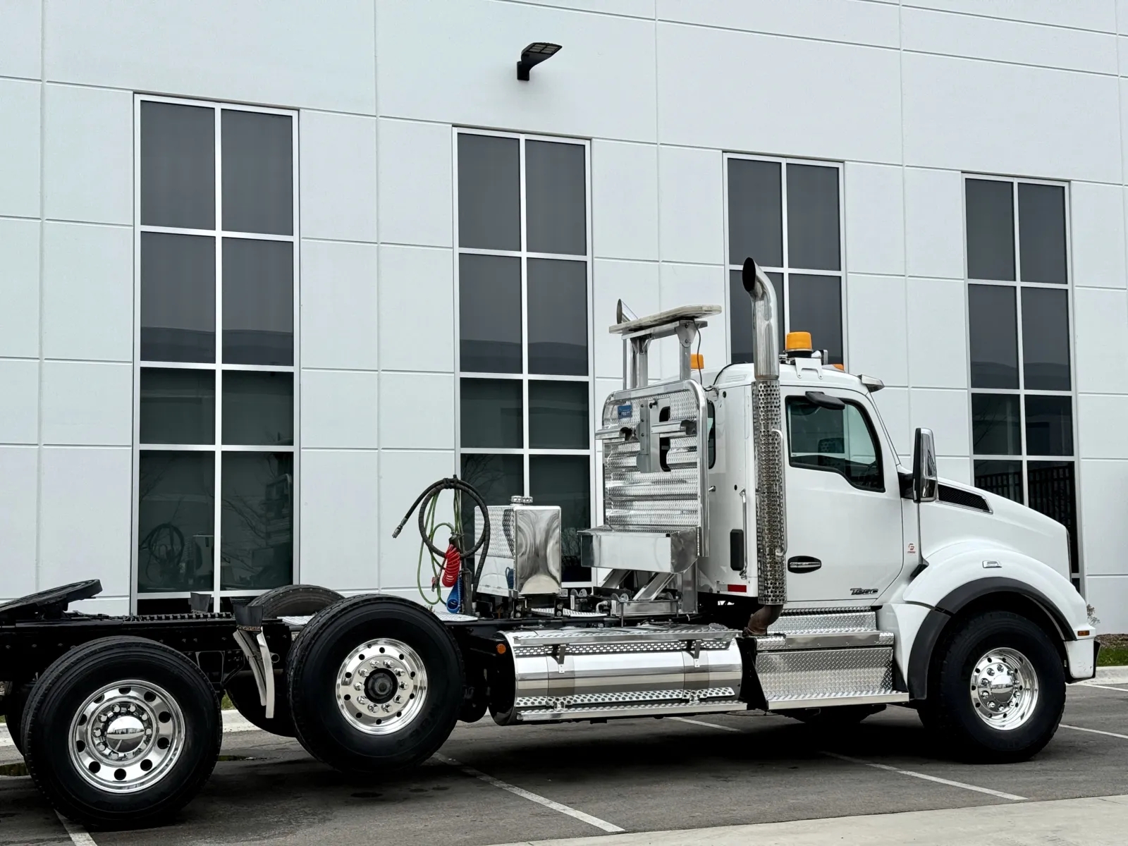 2019 Kenworth T880 - image 8