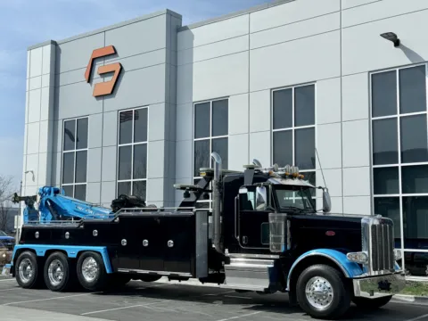 Photos of 2018 PETERBILT 389 for sale in New Lenox, IL at Forge Truck Centers - Illinois