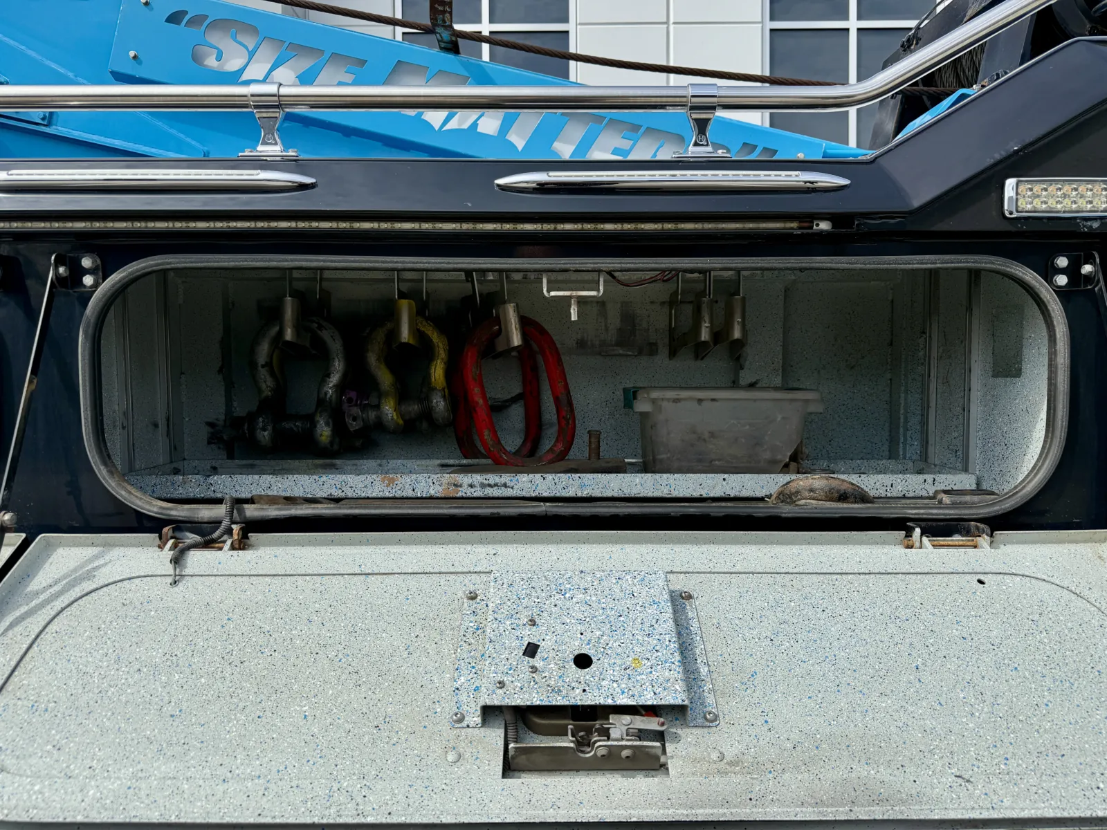 2018 Peterbilt 389 - image 24