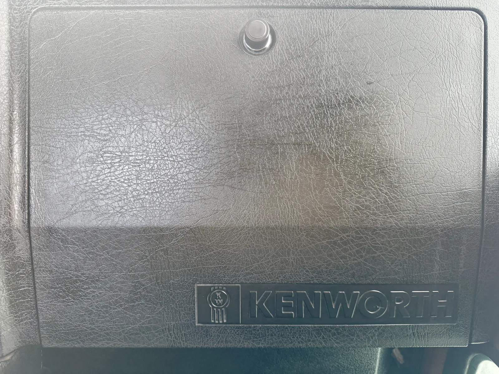 1999 Kenworth W900 - image 19