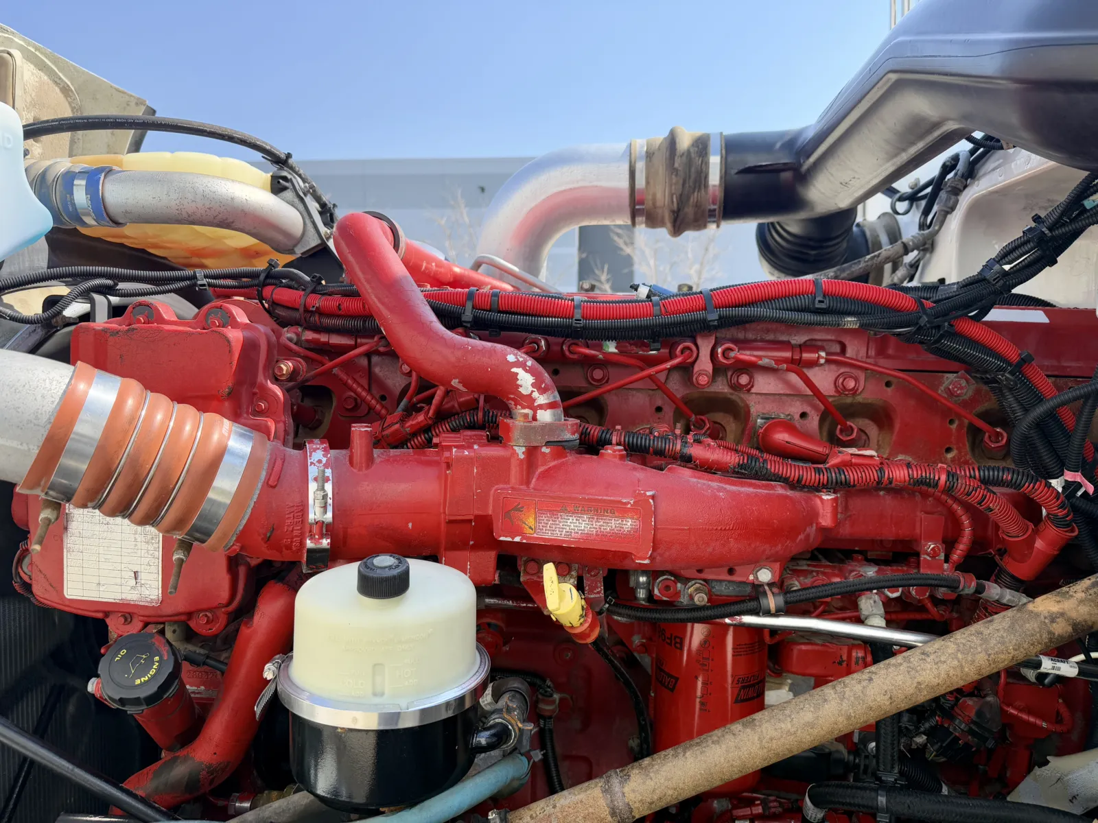 2015 Peterbilt - image 12