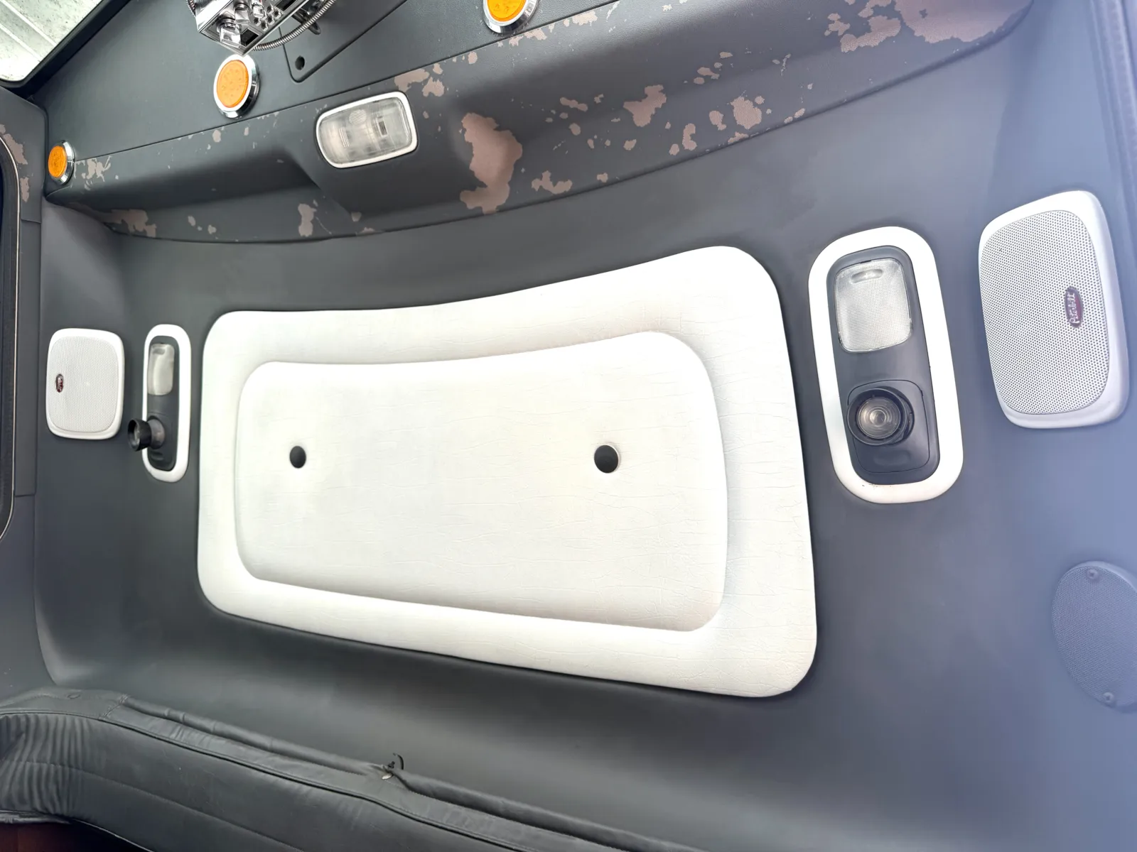 2007 Peterbilt - image 21