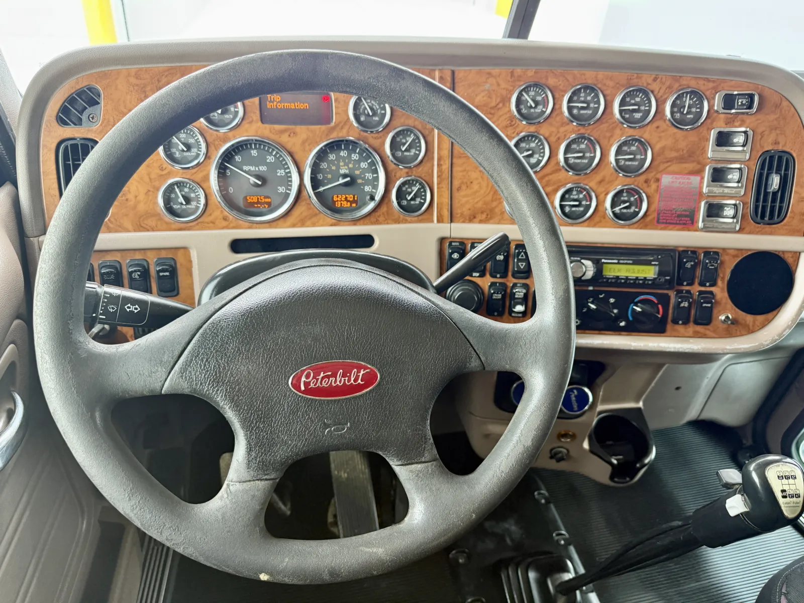 2008 Peterbilt - image 16