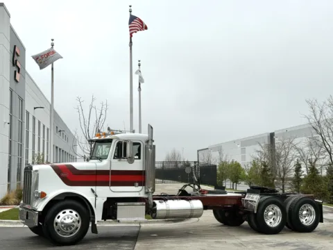 2003 PETERBILT 379 for sale in New Lenox, IL