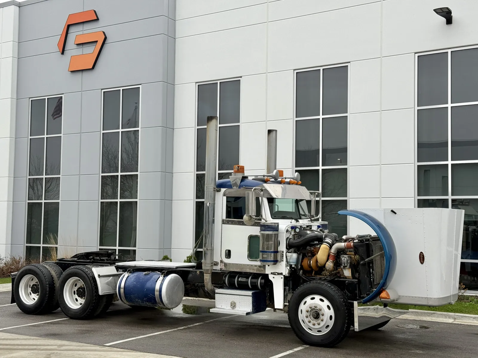 2007 Peterbilt - image 9