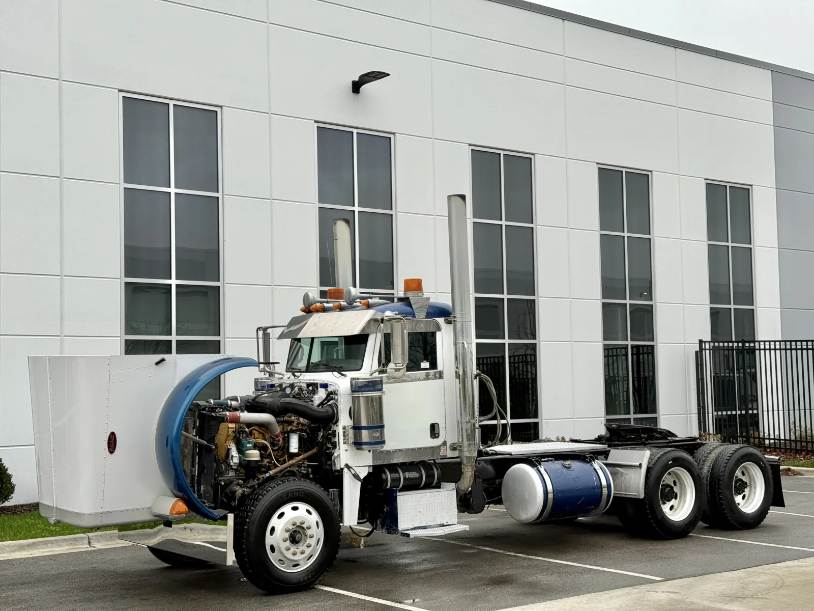 2007 Peterbilt - image 10