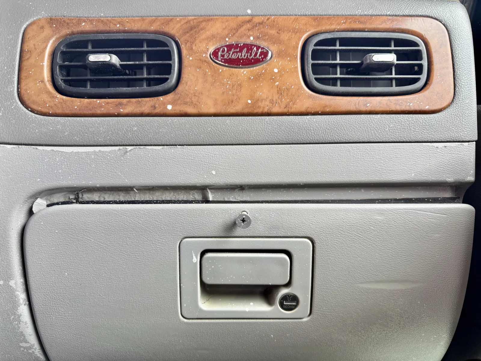 2007 Peterbilt - image 19