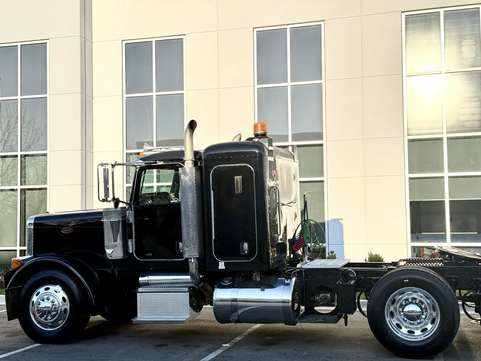 2007 Peterbilt - image 8