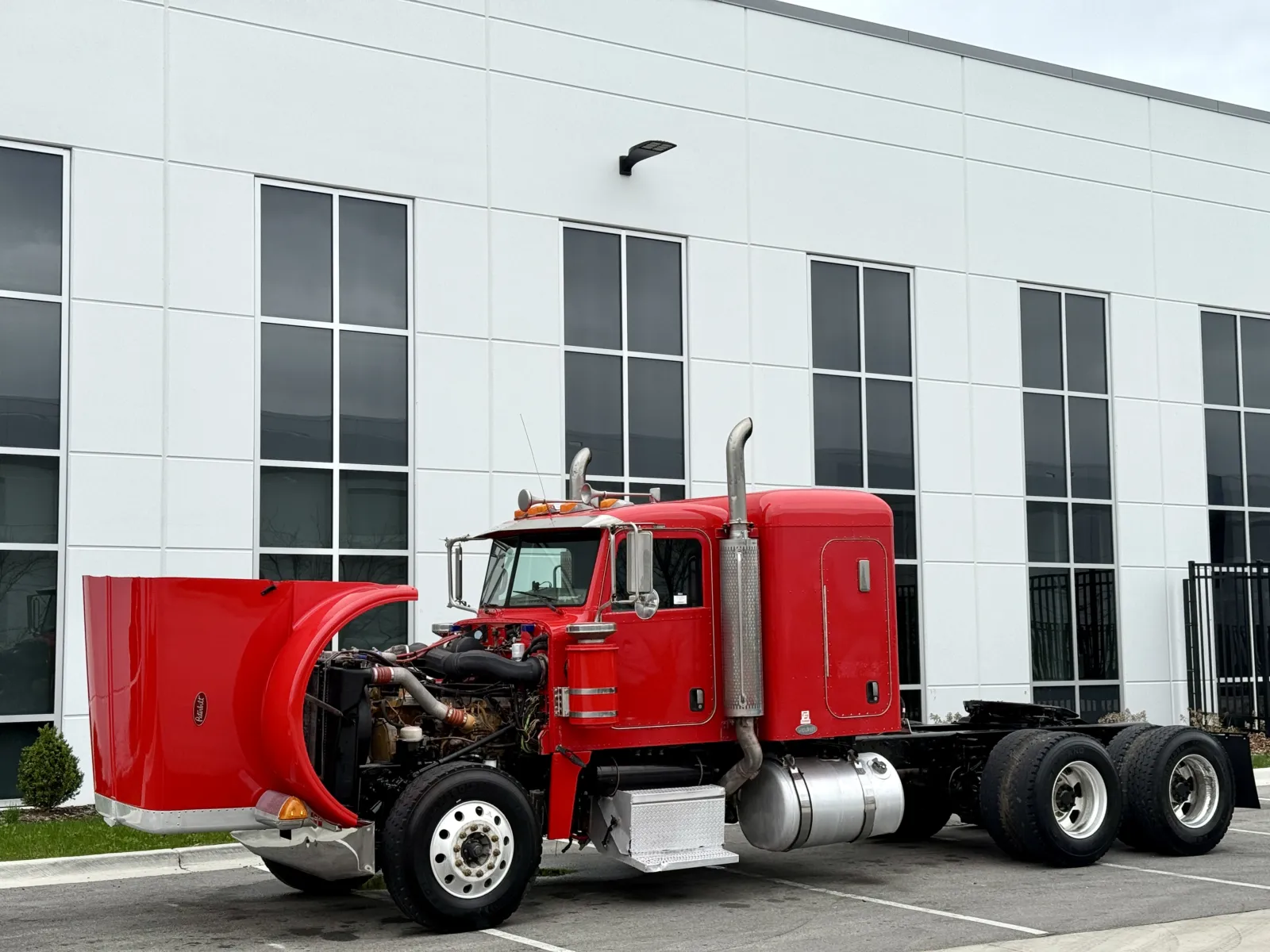 2007 Peterbilt - image 10