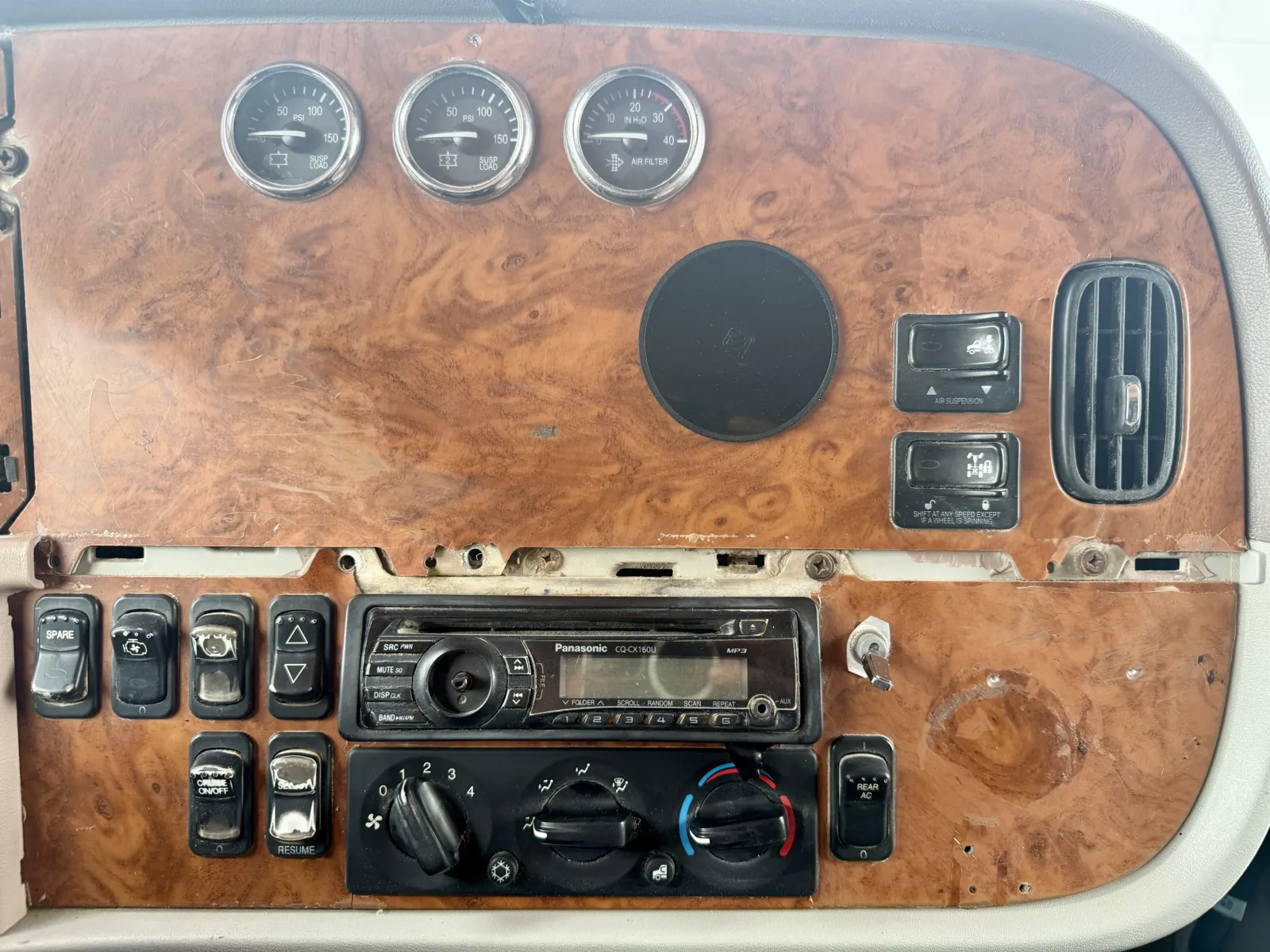 2007 Peterbilt - image 17