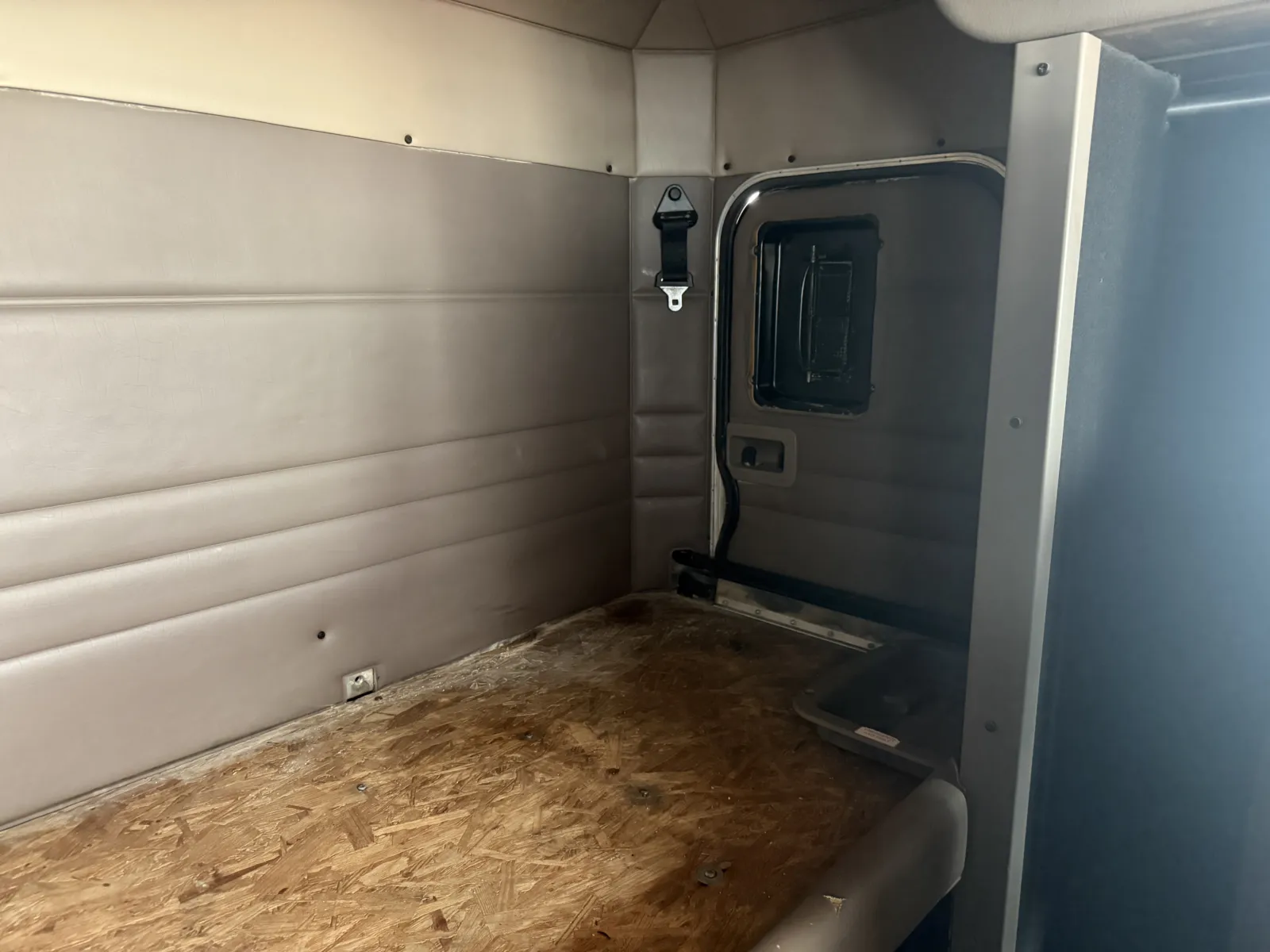 2007 Peterbilt - image 23