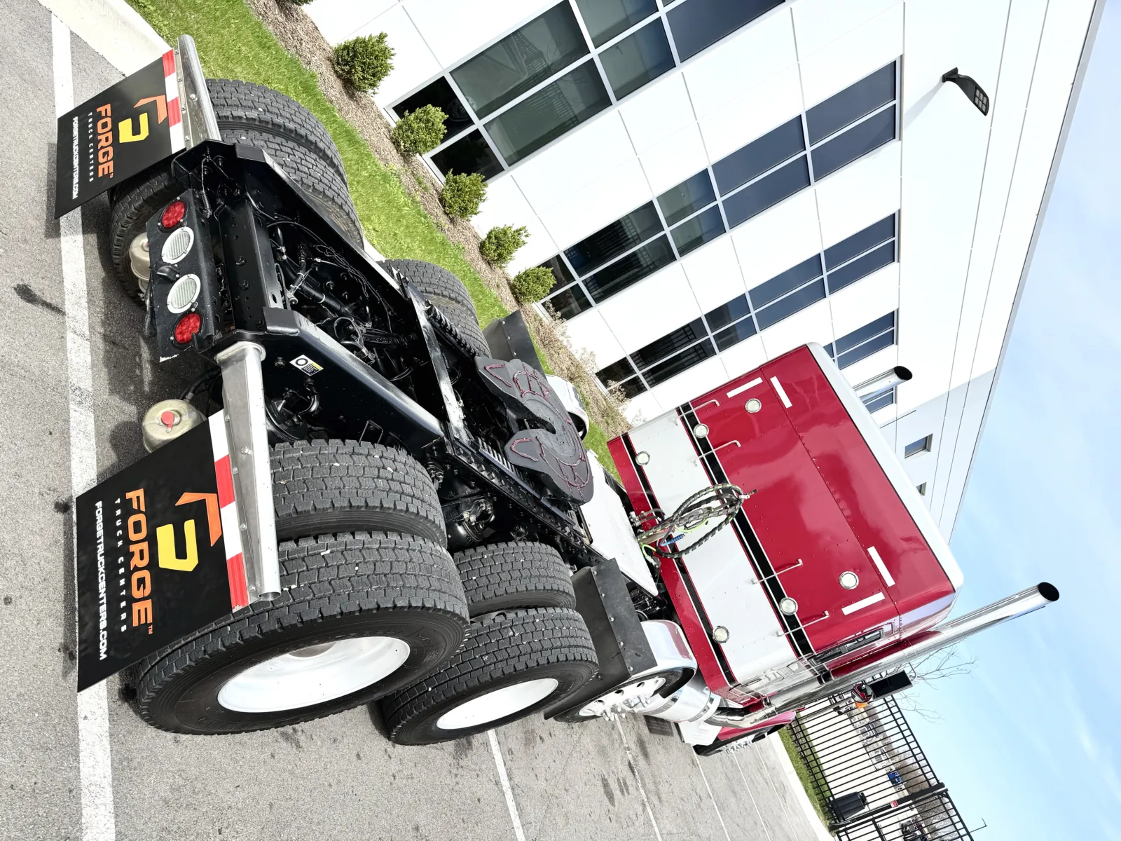 2016 Kenworth W900 - image 11