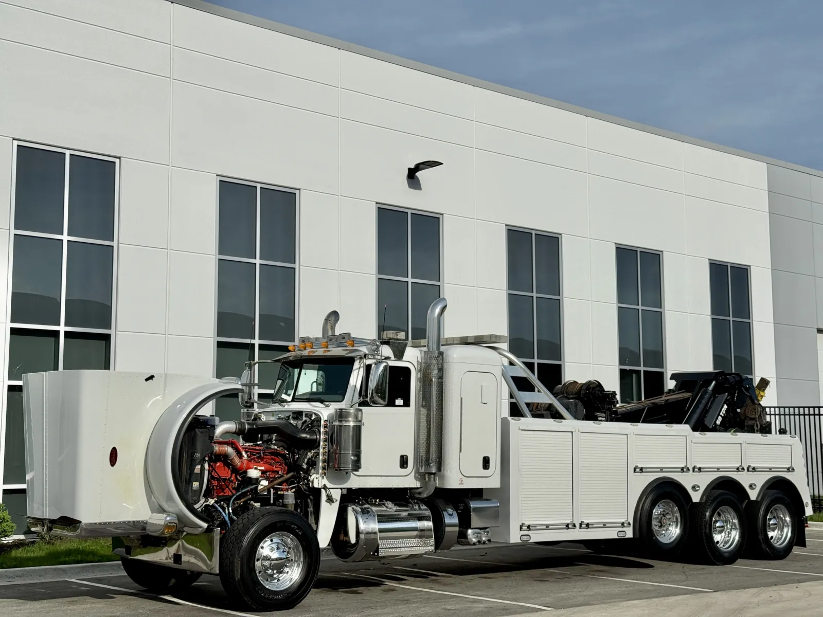 2013 Peterbilt - image 12