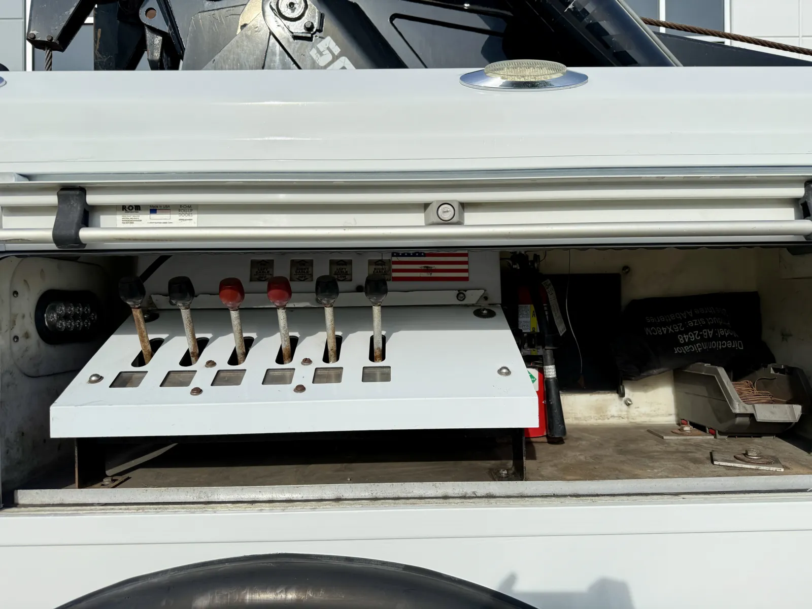 2013 Peterbilt - image 23