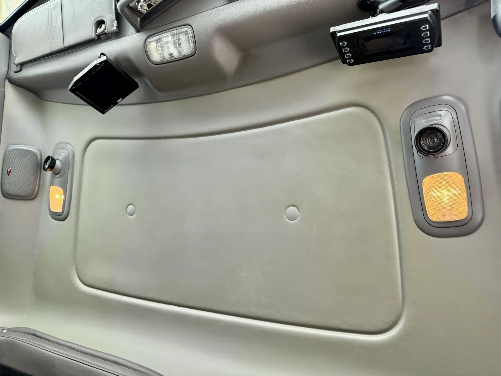 2013 Peterbilt - image 33