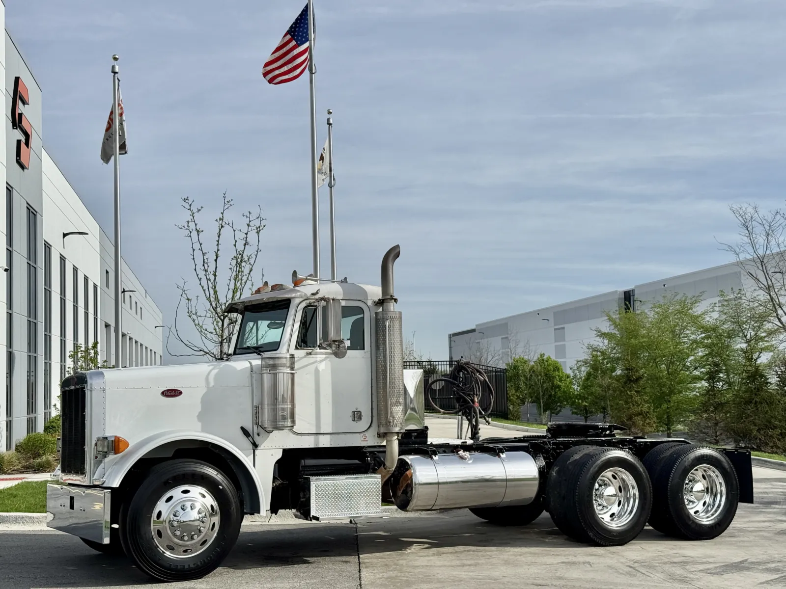 2001 PETERBILT 379 for sale in New Lenox, IL