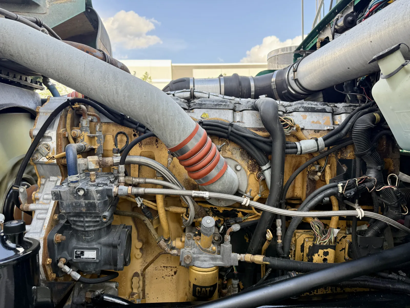 2005 Kenworth W900 - image 12