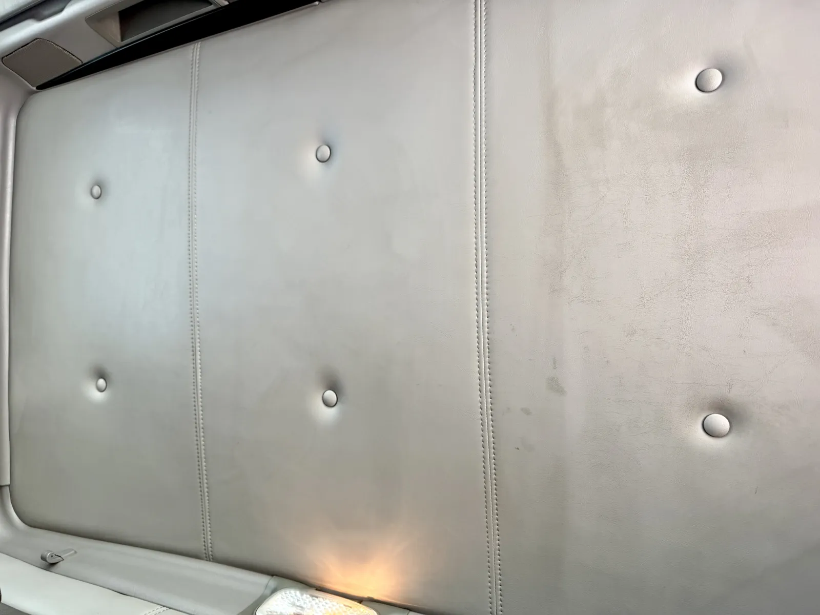 2012 Kenworth T800 - image 21