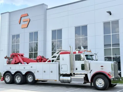 Photos of 2017 PETERBILT 389 for sale in New Lenox, IL at Forge Truck Centers - Illinois