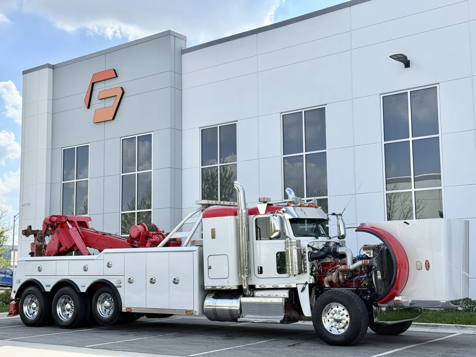 2017 Peterbilt 389 - image 11