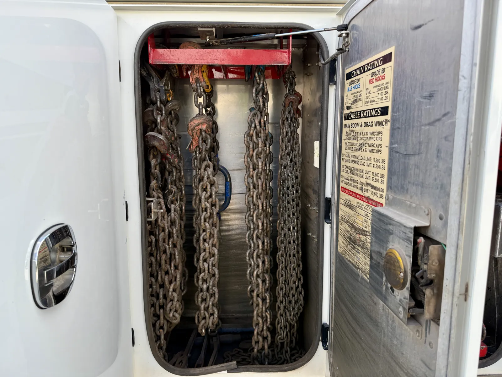 2017 Peterbilt 389 - image 21