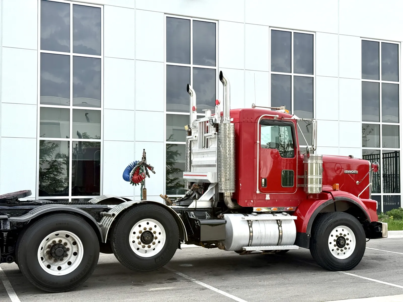 2003 Kenworth T800 - image 7