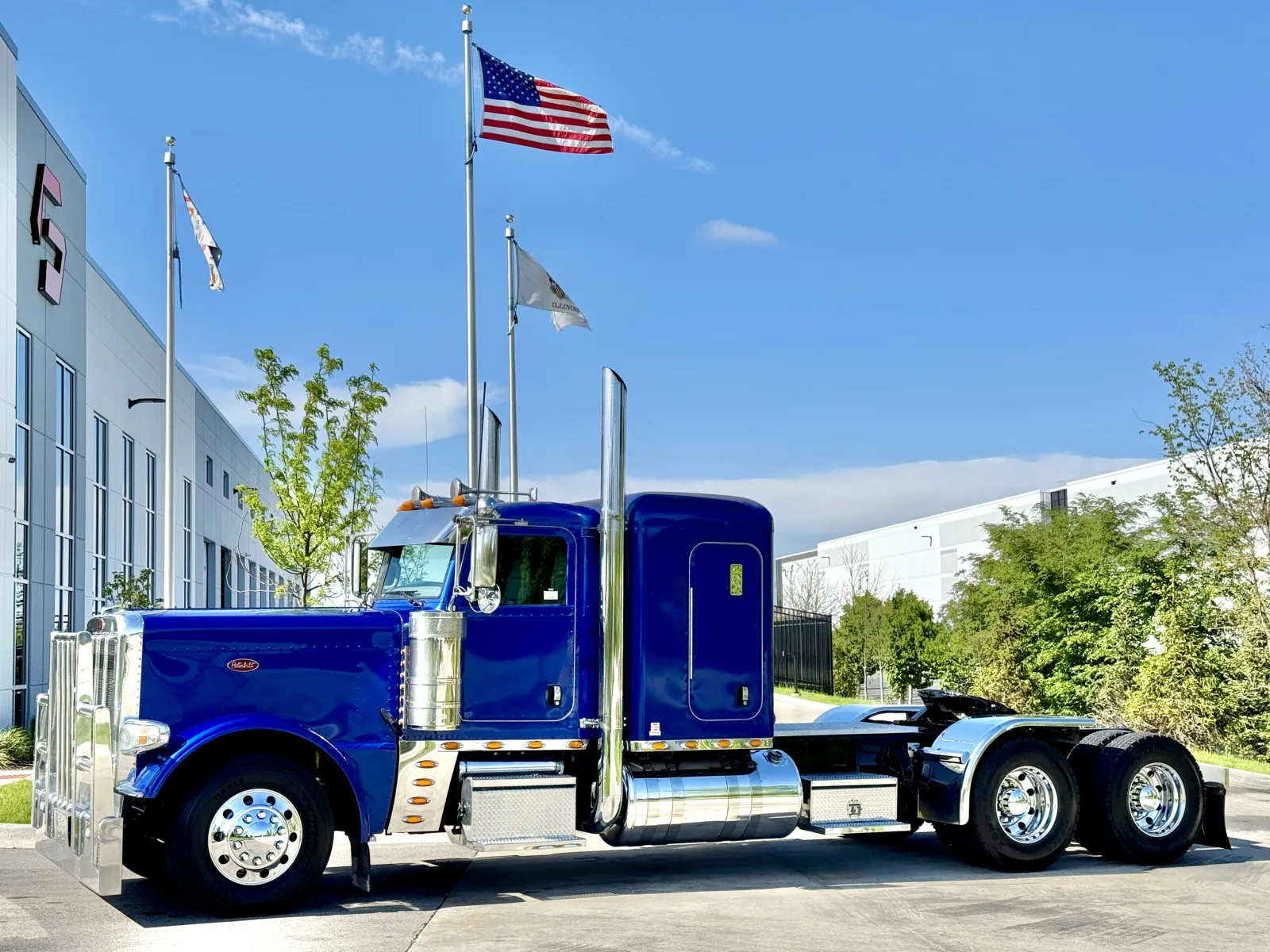 2016 PETERBILT 389 for sale in New Lenox, IL