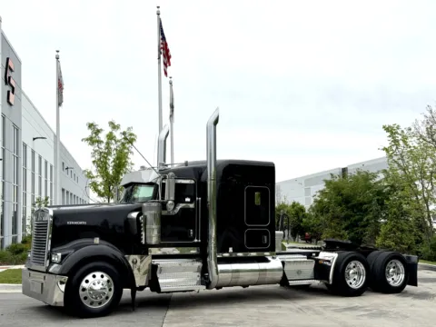 2016 KENWORTH W900 for sale in New Lenox, IL