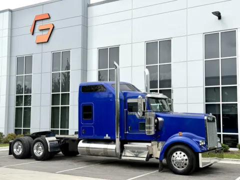 Photos of 2019 KENWORTH W900 for sale in New Lenox, IL at Forge Truck Centers - Illinois