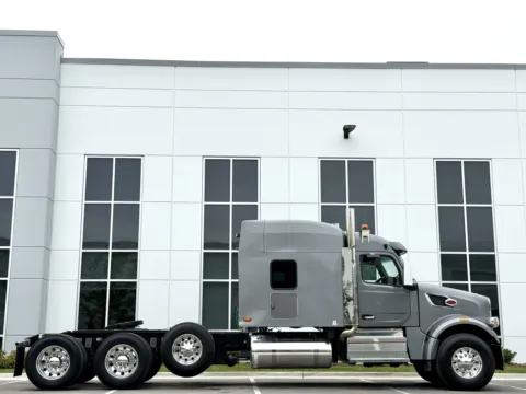 Another view of 2025 PETERBILT 567 for sale in New Lenox, IL at Forge Truck Centers - Illinois