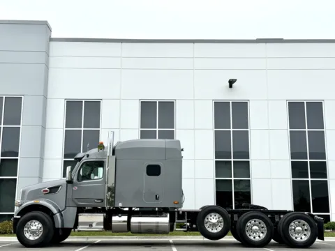 More photos of 2025 PETERBILT 567 at Forge Truck Centers - Illinois, IL
