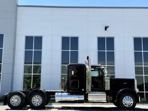 Another view of 2023 PETERBILT 389 for sale in New Lenox, IL at Forge Truck Centers - Illinois