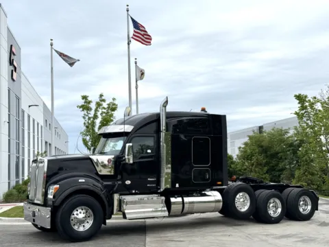 2025 KENWORTH W990 for sale in New Lenox, IL