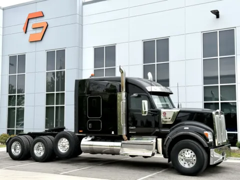 Photos of 2025 KENWORTH W990 for sale in New Lenox, IL at Forge Truck Centers - Illinois