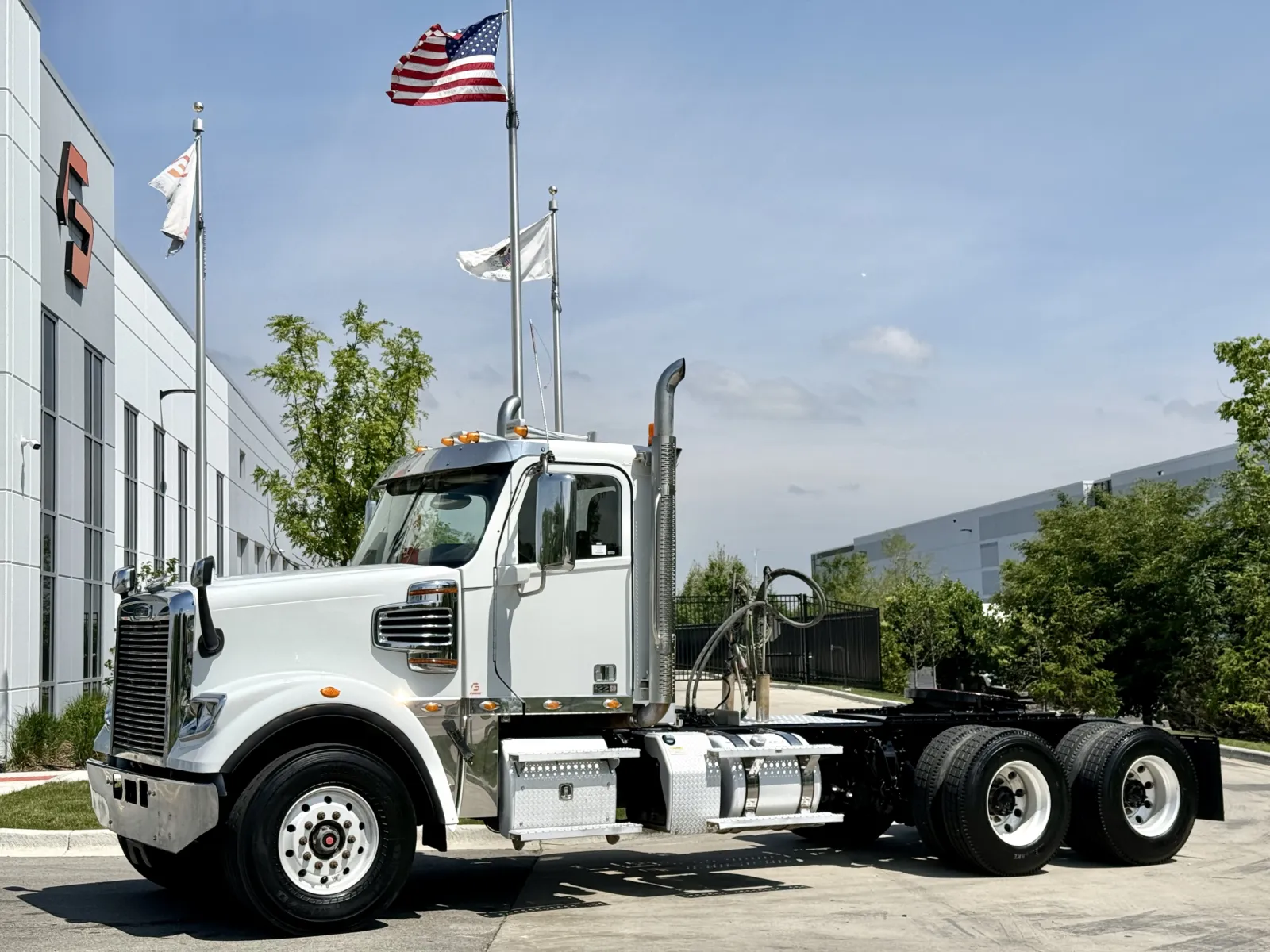 2020 FREIGHTLINER SD122 for sale in New Lenox, IL