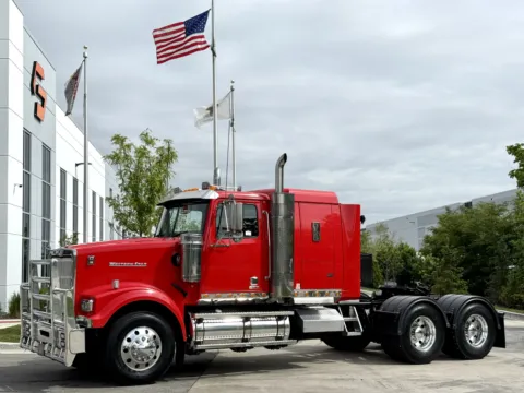 2015 WESTERN STAR 4900 for sale in New Lenox, IL