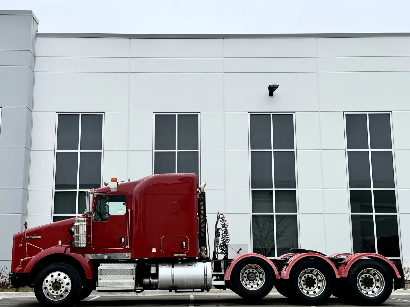 2012 Kenworth T800 in New Lenox, IL — photo 4
