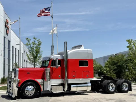 2000 PETERBILT 379 for sale in New Lenox, IL