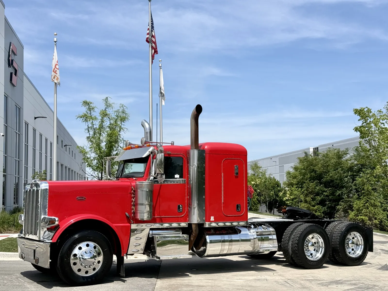 2015 PETERBILT 389 for sale in New Lenox, IL