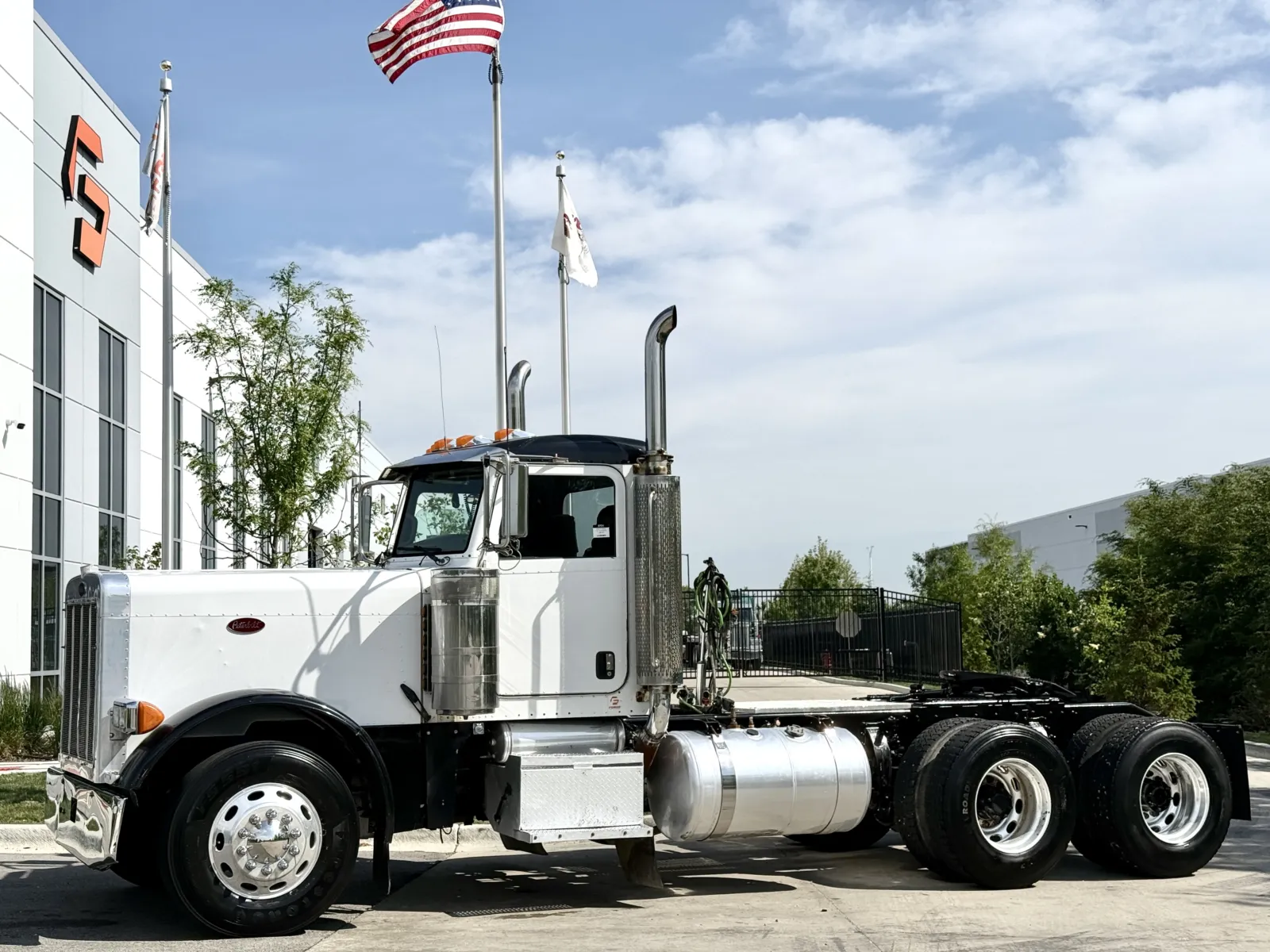 2006 PETERBILT 379 for sale in New Lenox, IL