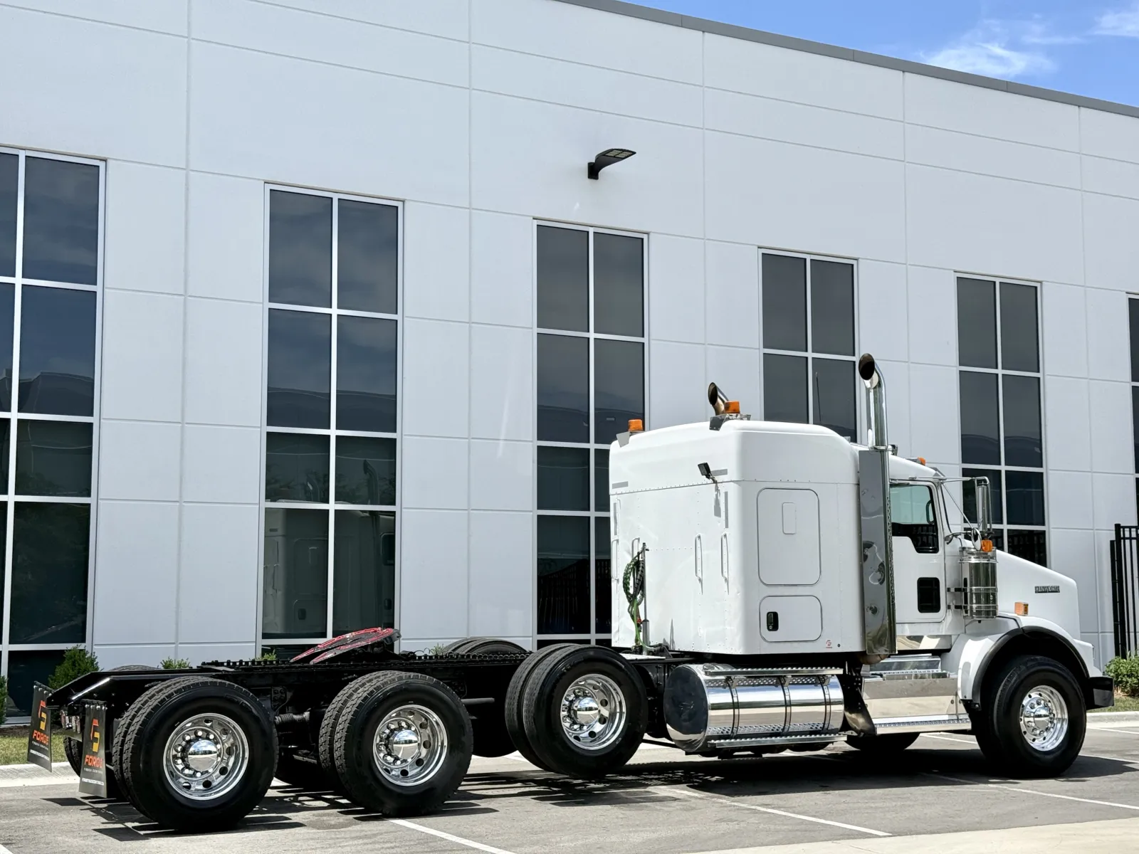 2016 Kenworth T800 in New Lenox, IL — photo 5