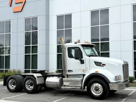 Photos of 2017 PETERBILT 567 for sale in New Lenox, IL at Forge Truck Centers - Illinois