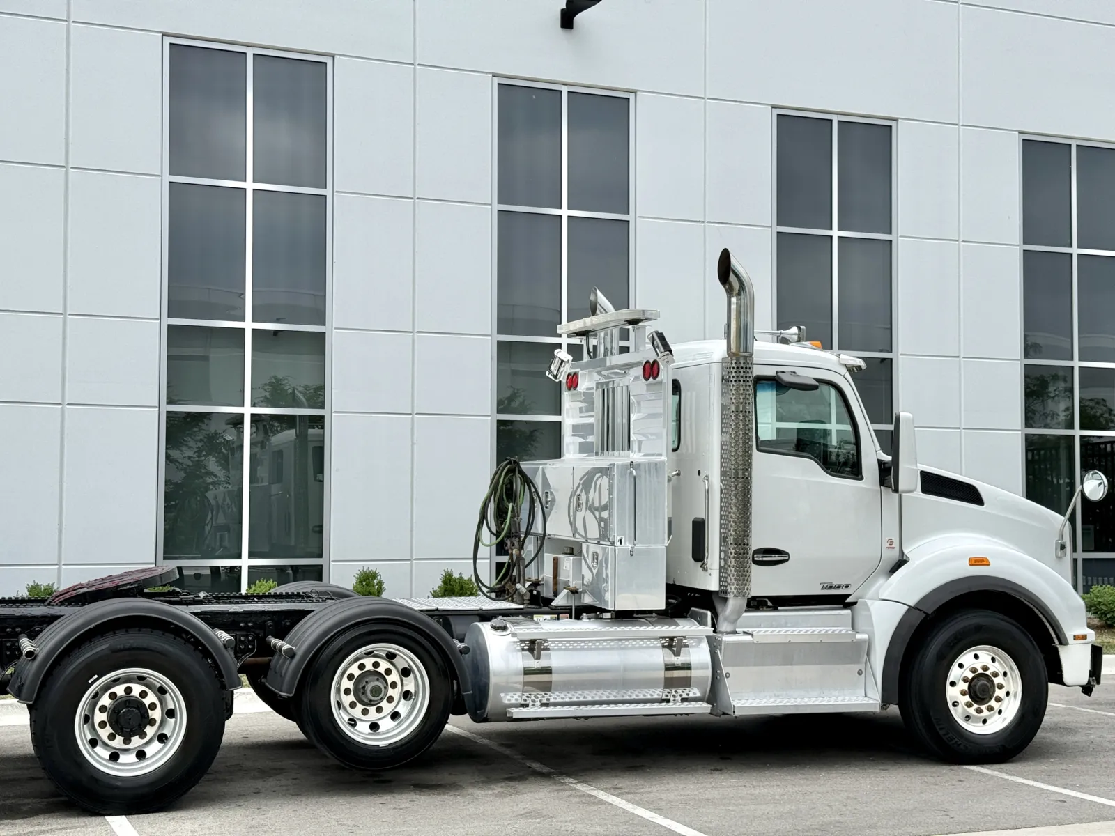 2016 Kenworth T880 in New Lenox, IL — photo 7