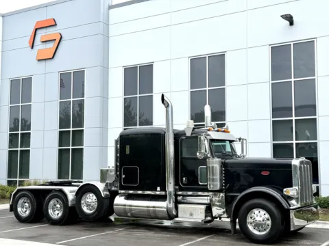 Photos of 2014 PETERBILT 389 for sale in New Lenox, IL at Forge Truck Centers - Illinois