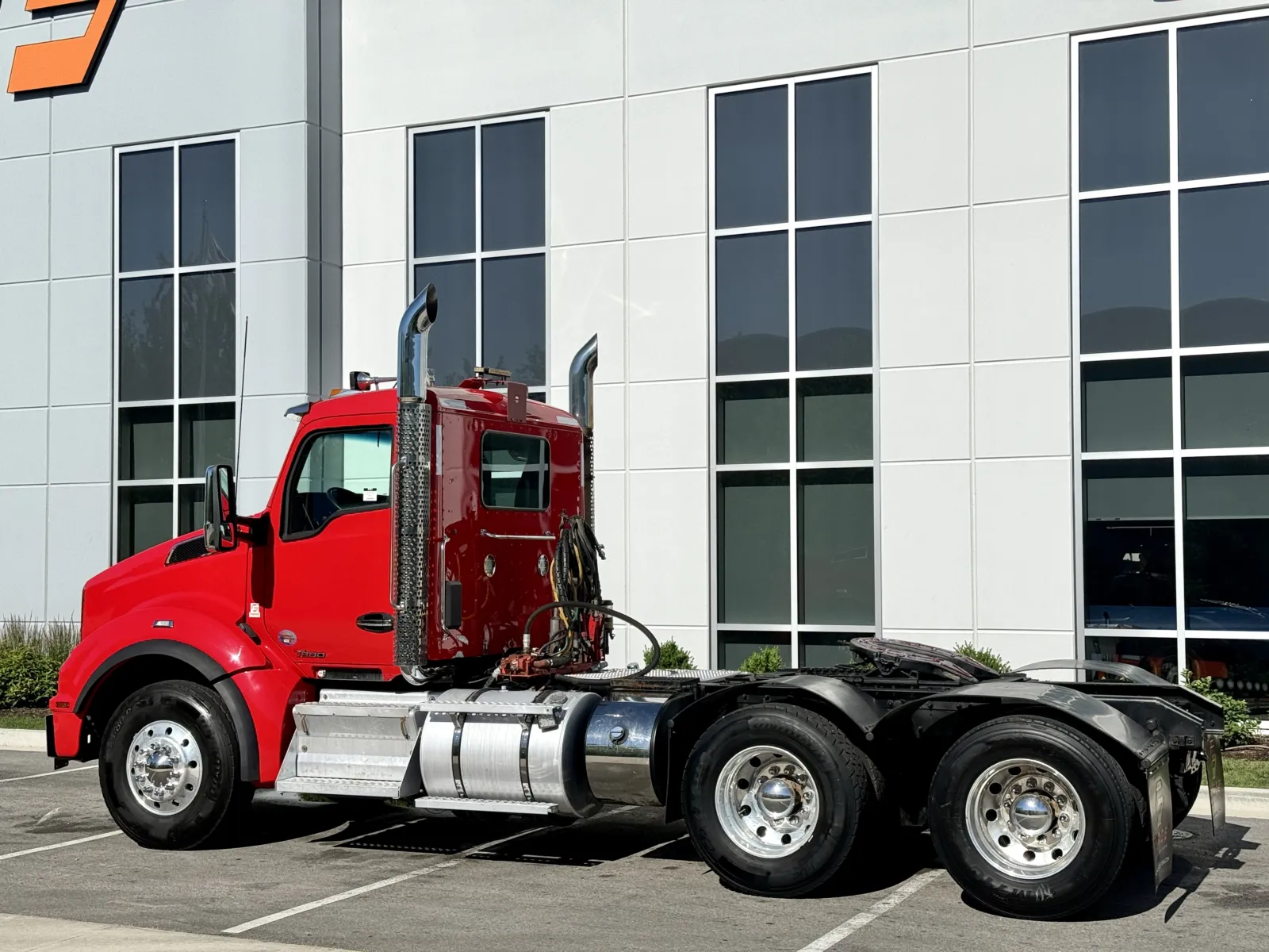2022 Kenworth T880 in New Lenox, IL — photo 6