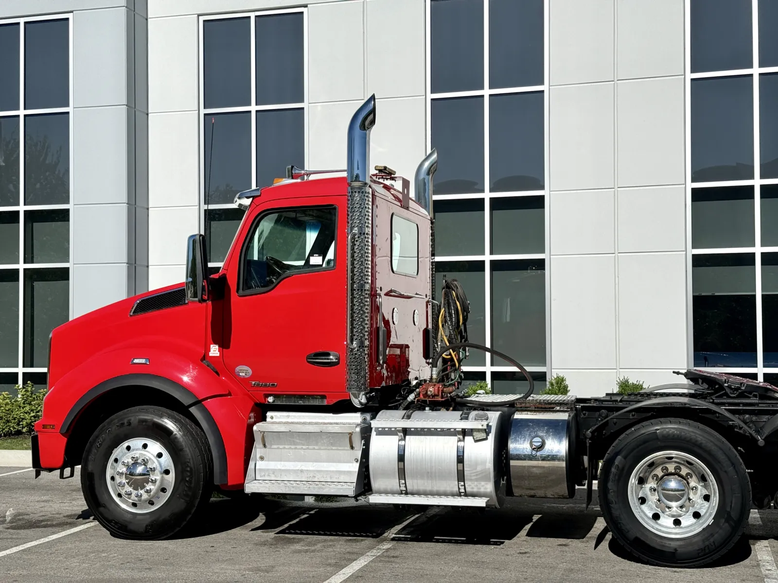 2022 Kenworth T880 in New Lenox, IL — photo 8